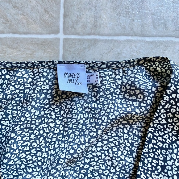 Princess Polly Tie Top - Picture 3 of 4